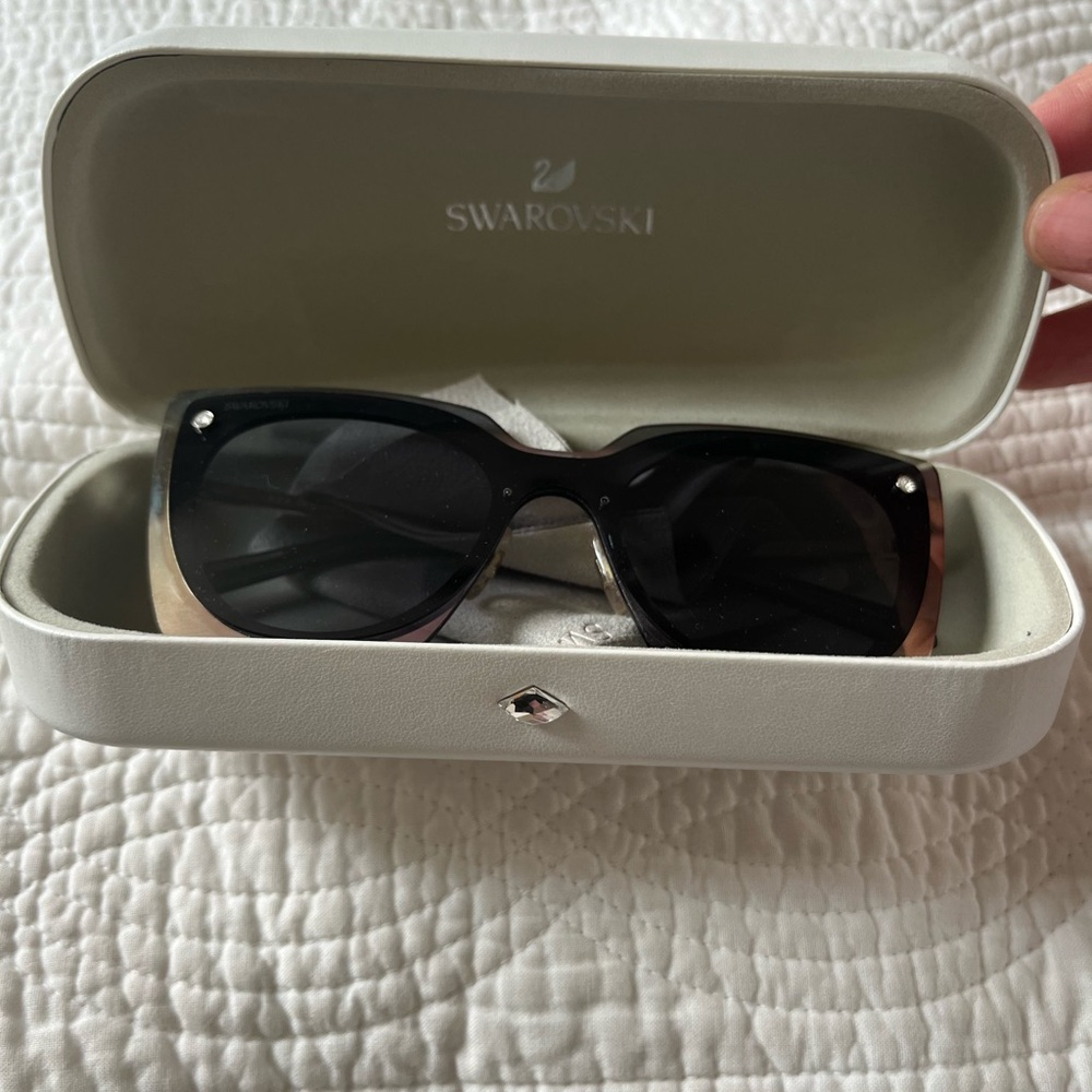 Swarovski Gradient Black Sunglasses